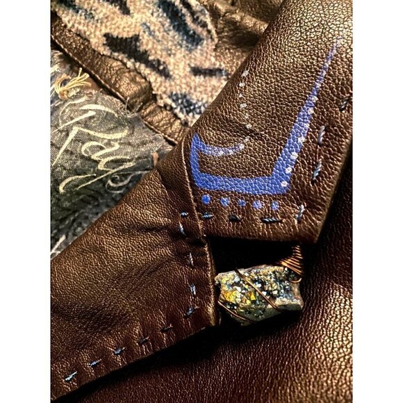 Vintage brown lambskin jacket; Hand painted, blue abstract unique hearts fringe - Picture 3 of 16